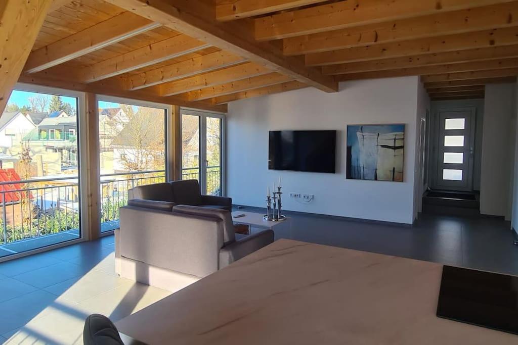 Moderne Ferienunterkunft/Wohnung Burgthann Exteriér fotografie